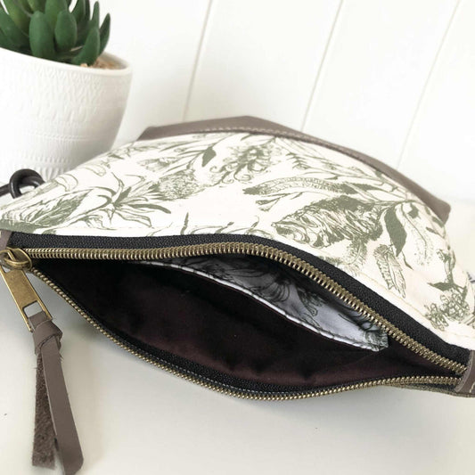 Gumnut Crossbody Bag in Green Canvas, Brown Leather and Bush Blooms