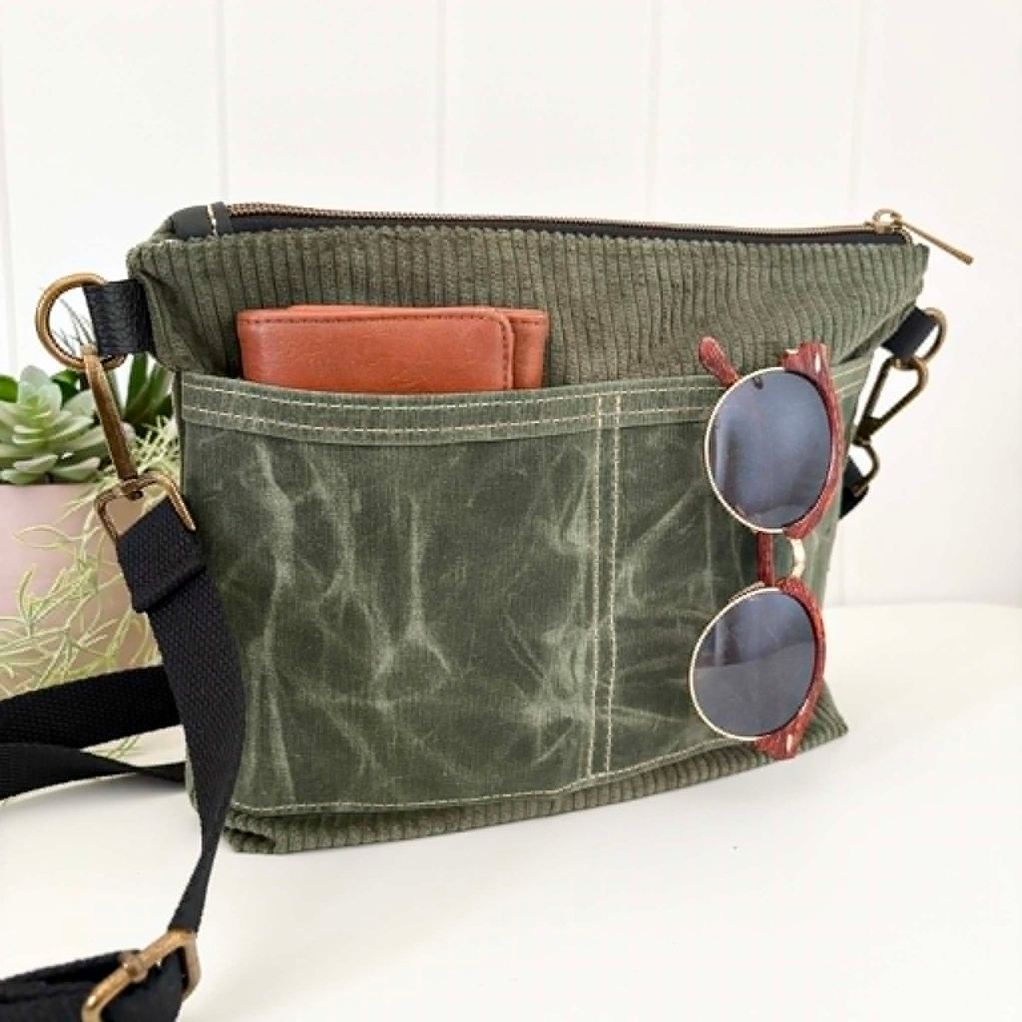 Cambridge Bag in Green with Kurrajong