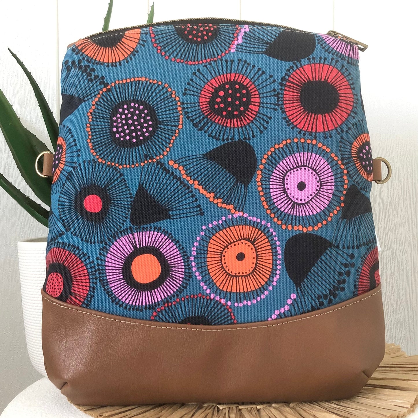 Fold over gum blossom bag opened