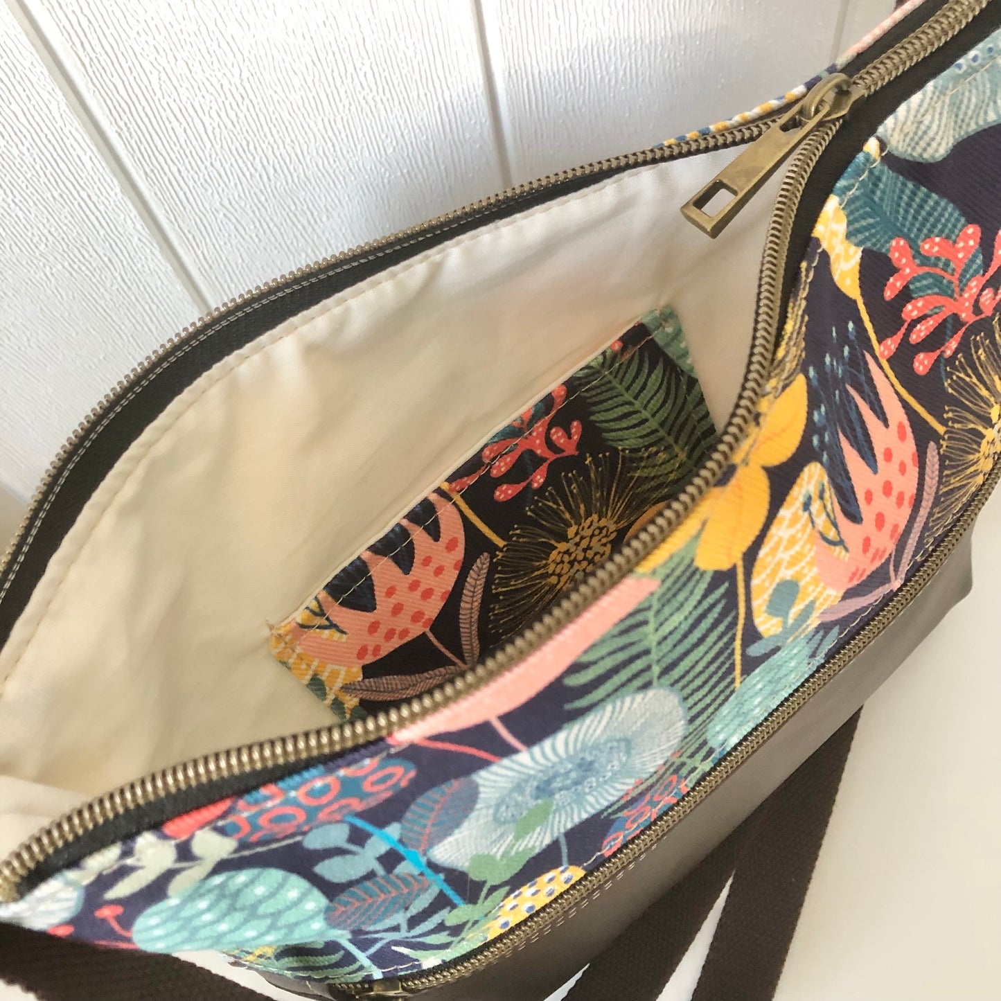 Dark Brown Leather and Retro Garden Zipper Handbag