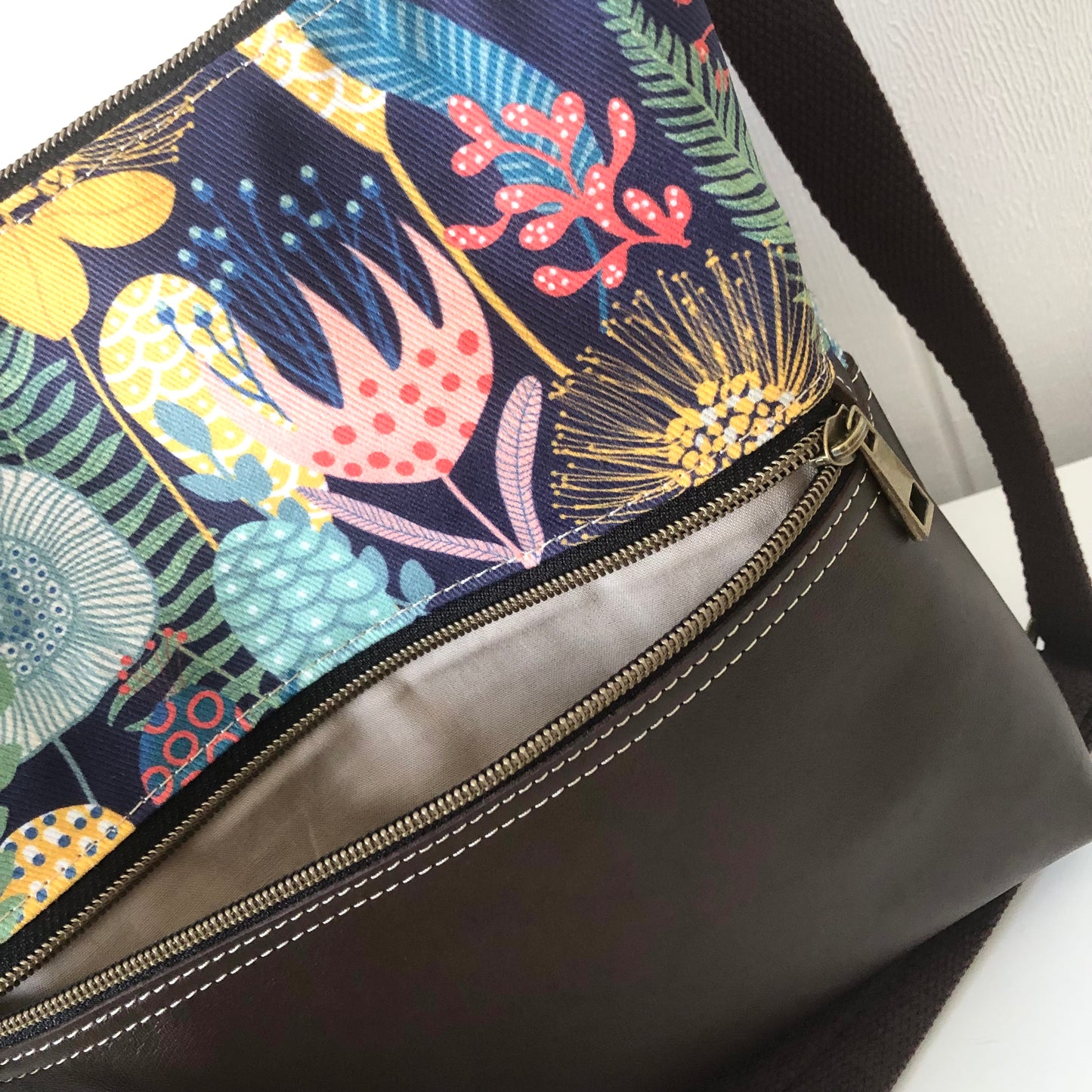 Dark Brown Leather and Retro Garden Zipper Handbag