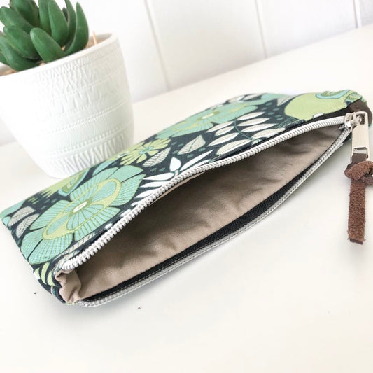 Zipper Pouch in Green Bird