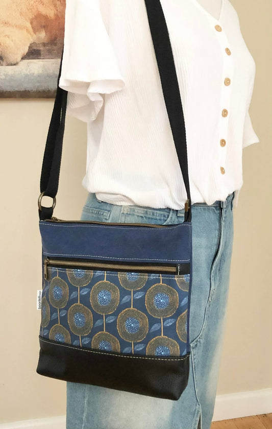 Acacia Zipper Bag in Leather, Blue Canvas and Modern Floral