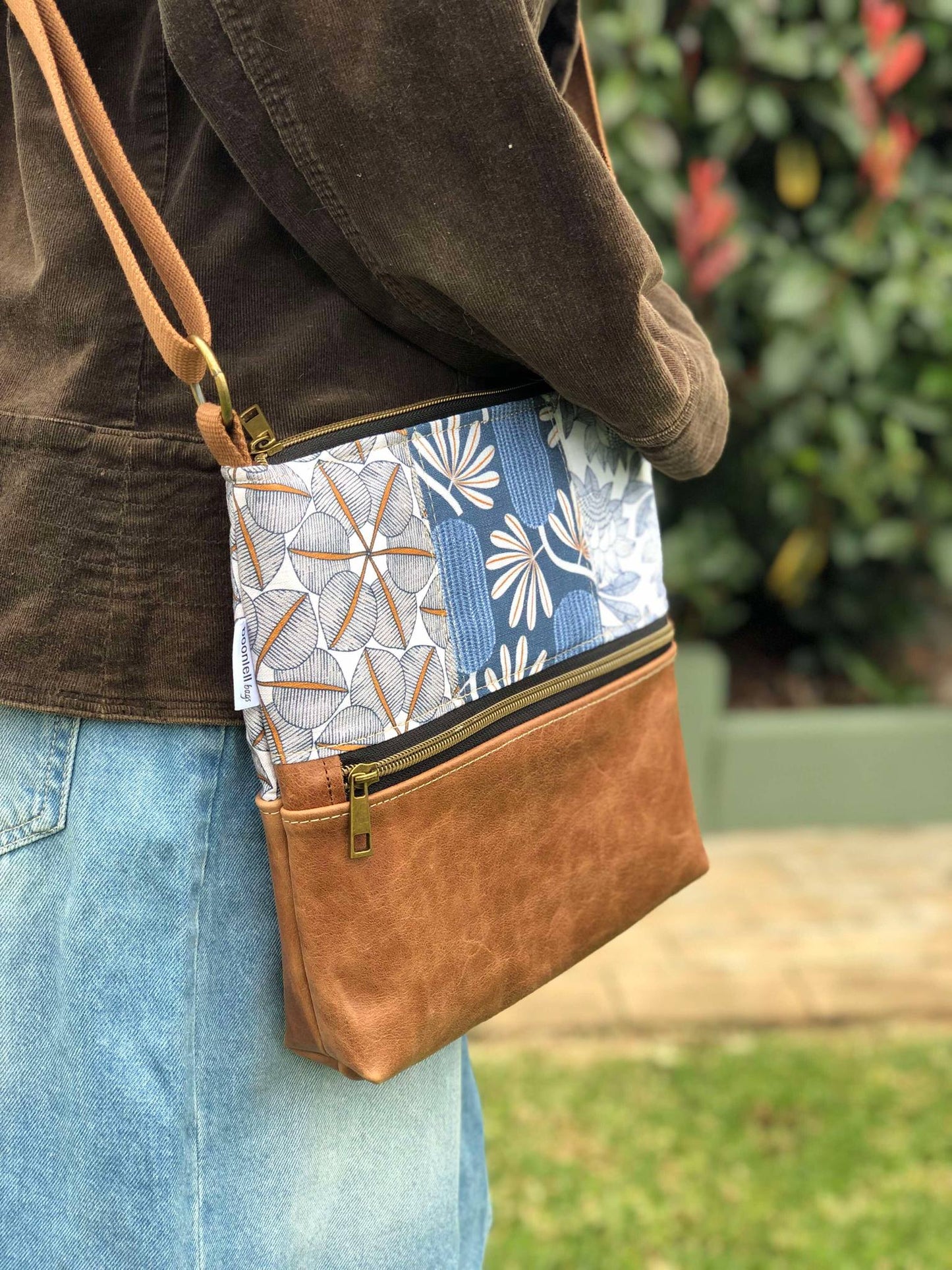 Brown Distressed Leather and Native Flower Patchwork Zipper Handbag
