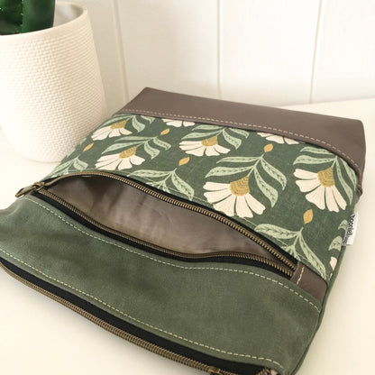 Acacia Zipper Bag in Leather, Green Canvas and Chiara floral