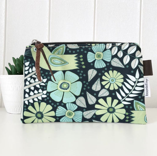 Zipper Pouch in Green Bird