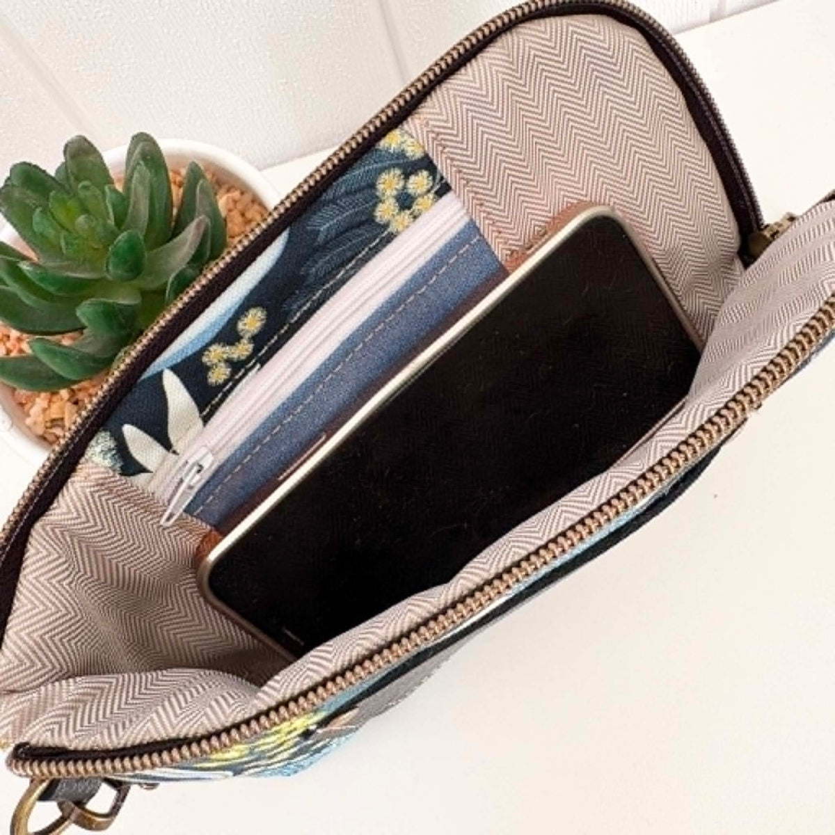 Boronia Purse/Wallet in Moonlight Flora