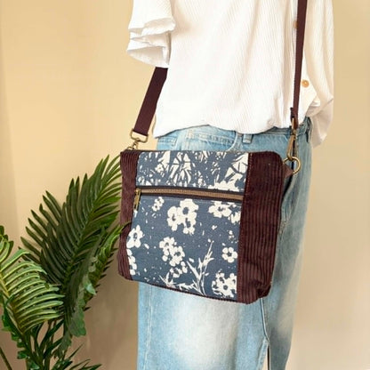 Cambridge Bag in Brown with Blue Tea Tree