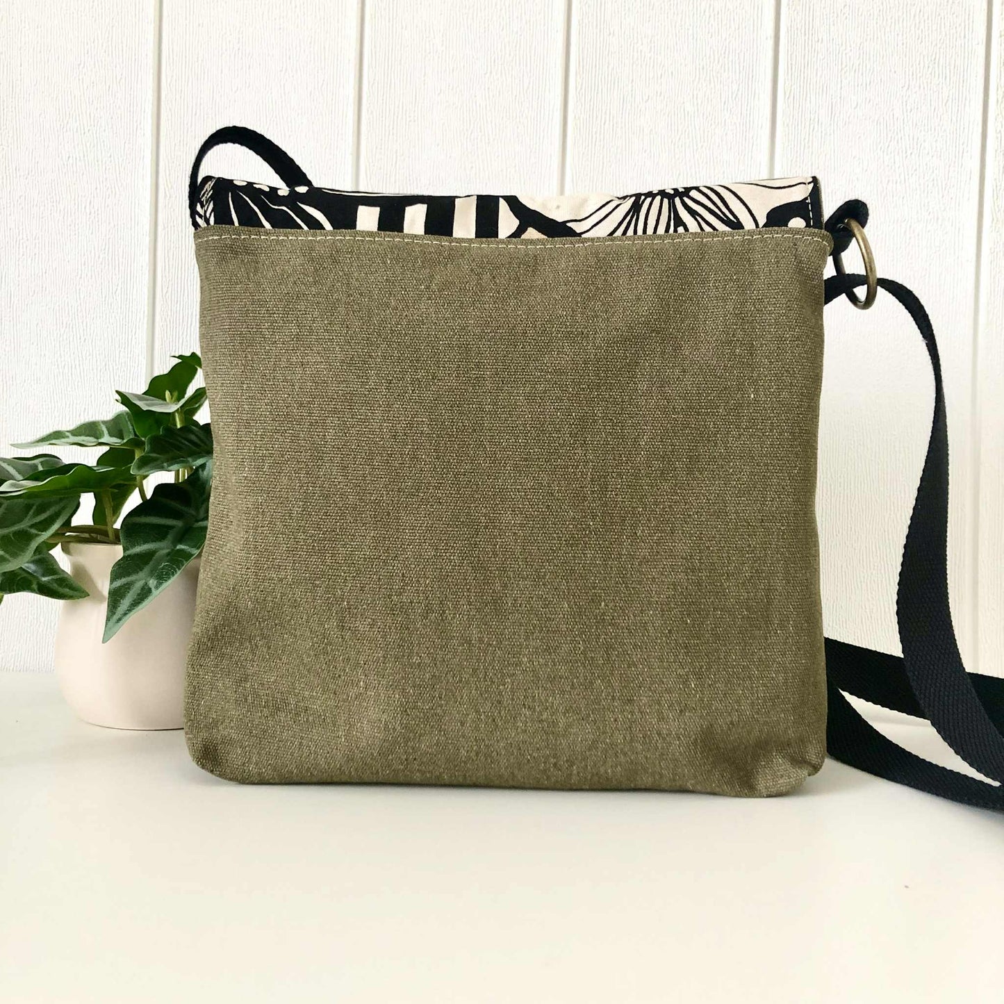Cassinia Crossbody Bag - Green Canvas & Black Leather with Floral