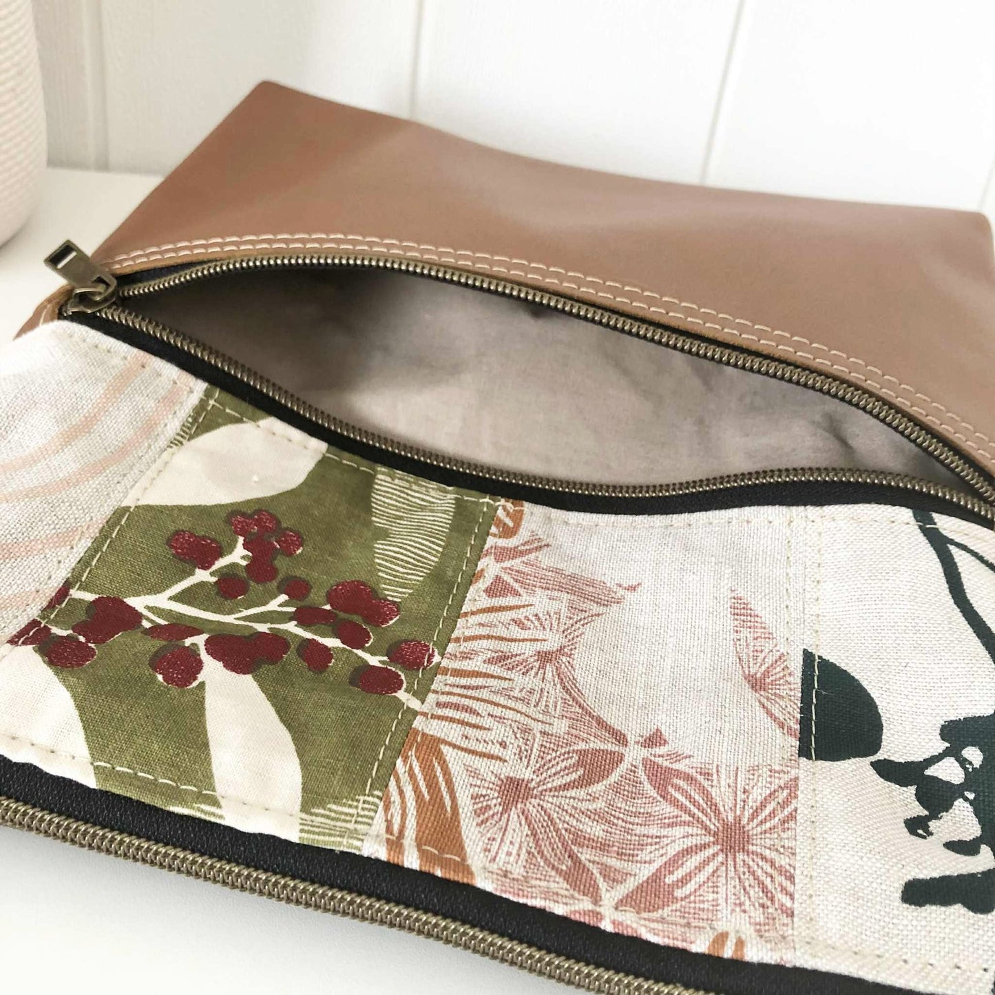 Tan Leather and Patchwork Zipper Handbag