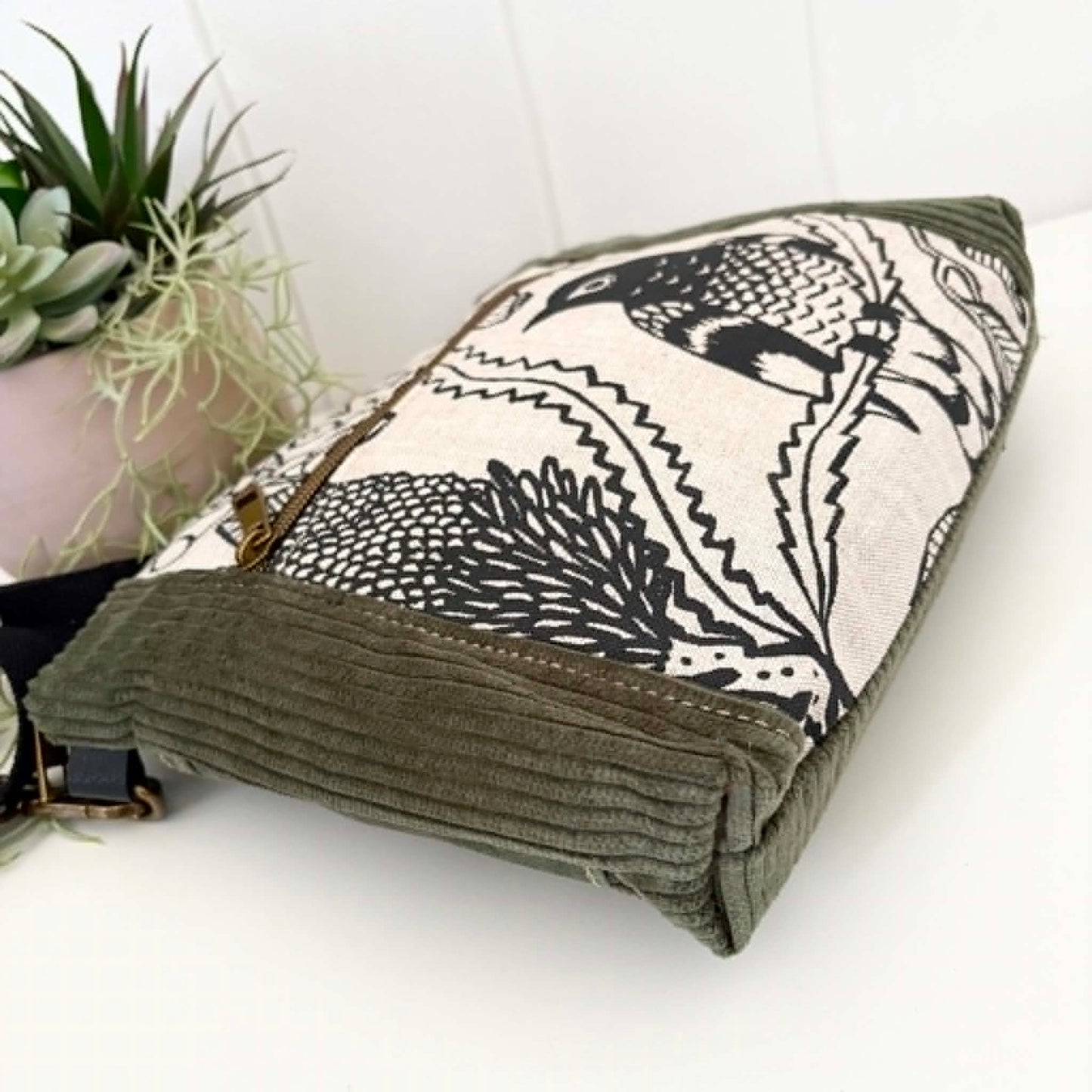 Cambridge Bag in Green with Black & White Botanica