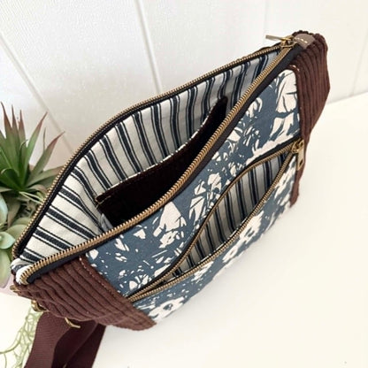 Cambridge Bag in Brown with Blue Tea Tree
