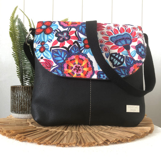 cross body bag in firework flora front