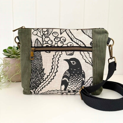 Cambridge Bag in Green with Black & White Botanica