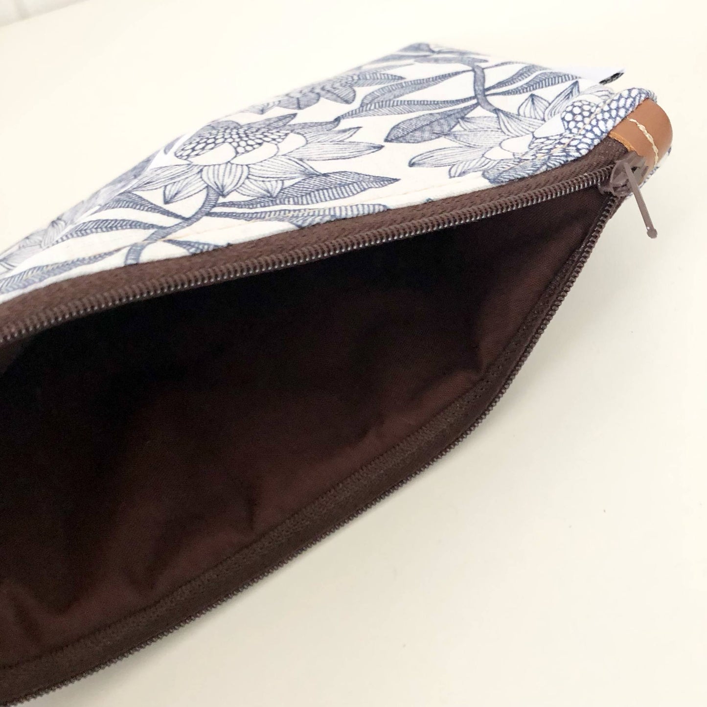 Zipper Pouch in Protea