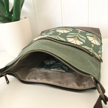 Acacia Zipper Bag in Leather, Green Canvas and Chiara floral