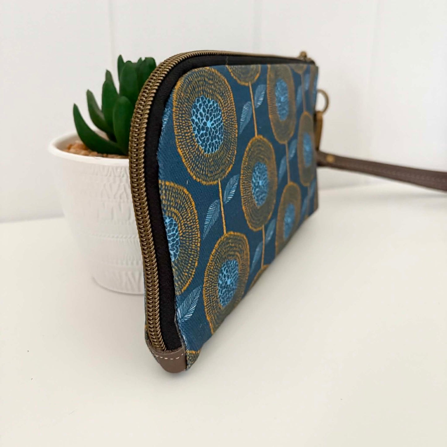 Boronia Purse/Wallet in Modern Floral